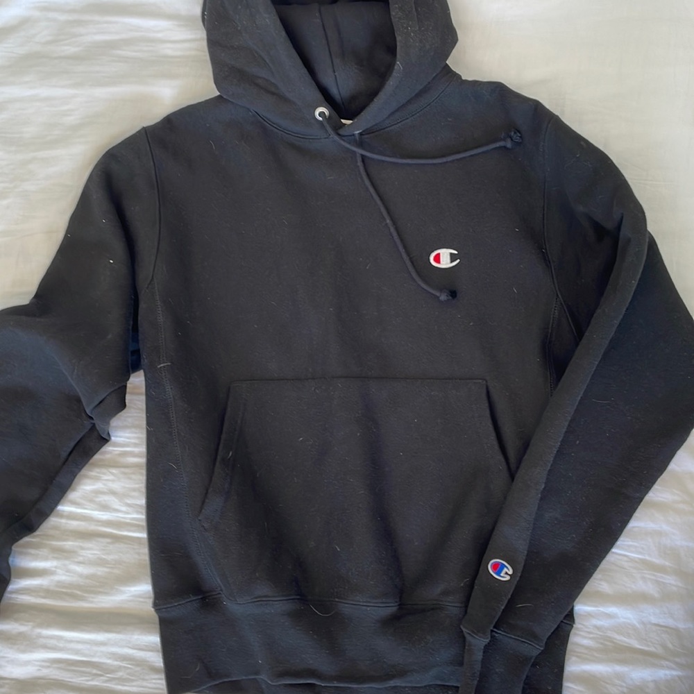 black champion hoodie